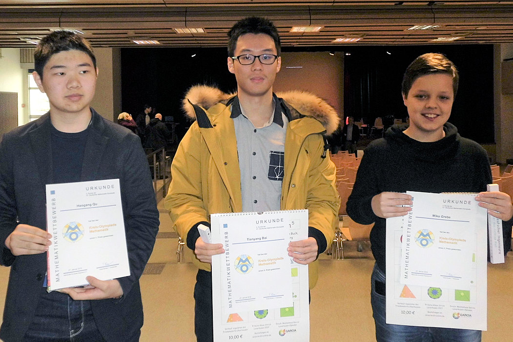 Erfolgreiches Abschneiden der Schloss-Schüler bei der Mathe-Olympiade in Siegen